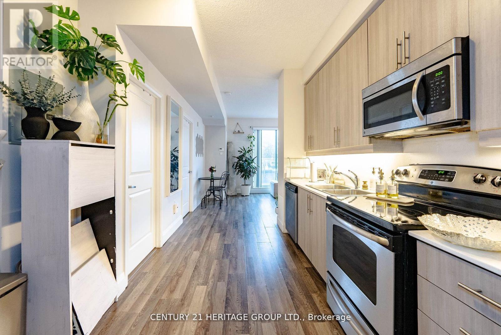 #302 222 FINCH AVENUE W - 6