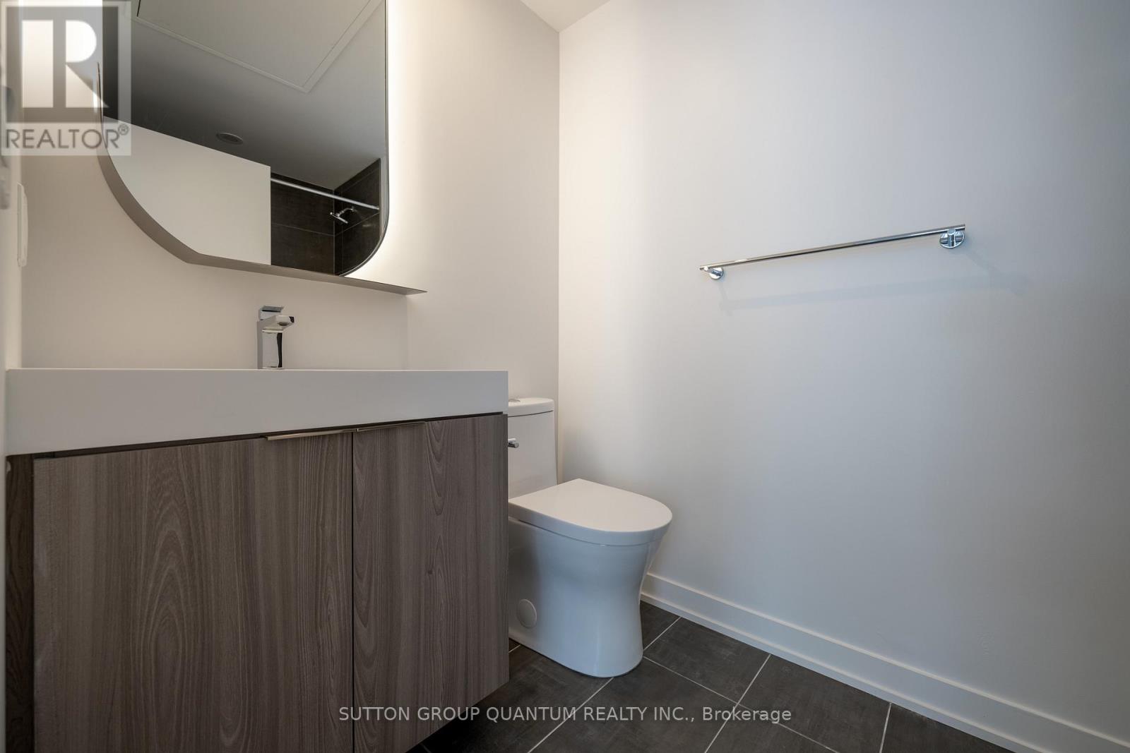 #316 15 HOLMES AVENUE - 10