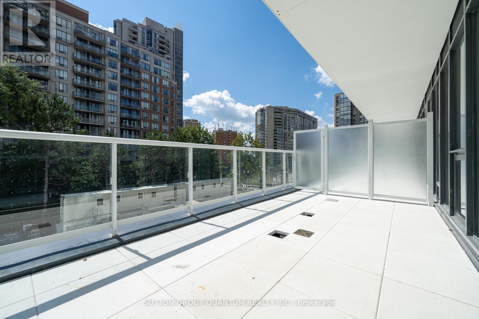 #316 15 HOLMES AVENUE - 14