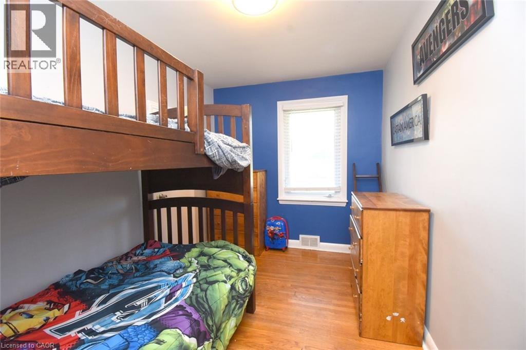 4-bedroom home for sale at 16 PARKVIEW Road, Hagersville ON · photo 16 of 38