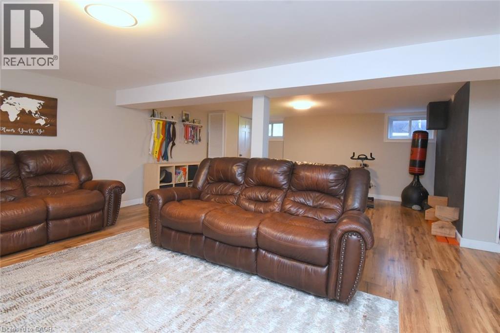 4-bedroom home for sale at 16 PARKVIEW Road, Hagersville ON · photo 21 of 38