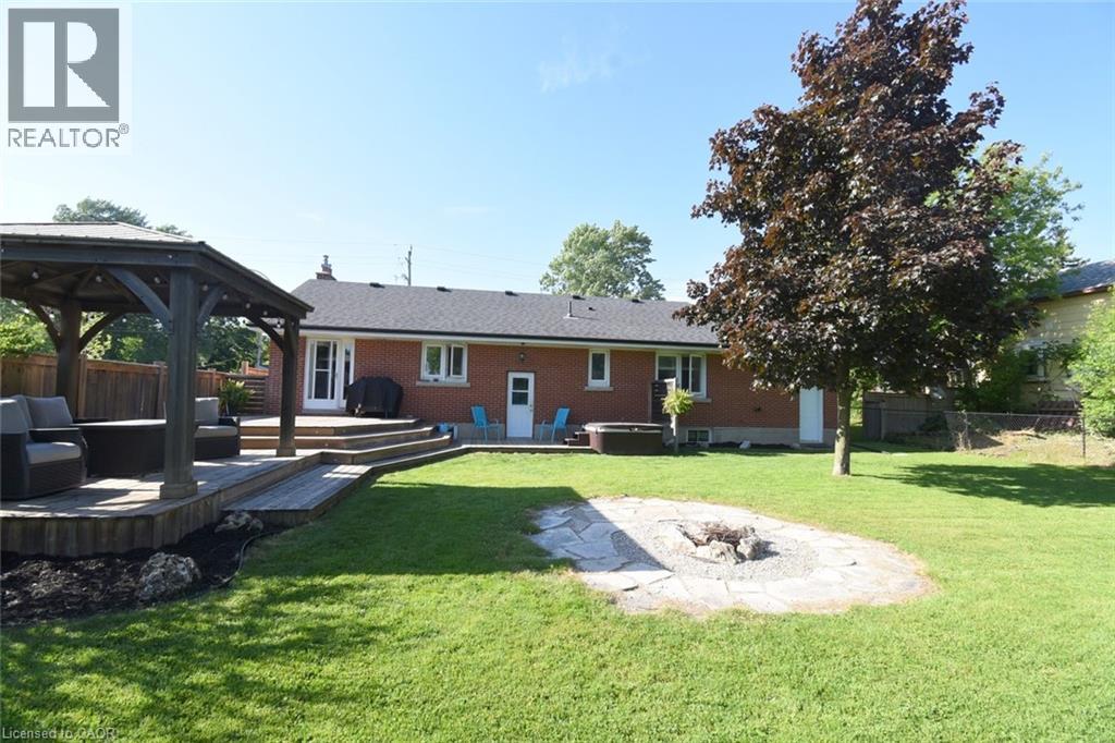 4-bedroom home for sale at 16 PARKVIEW Road, Hagersville ON · photo 33 of 38