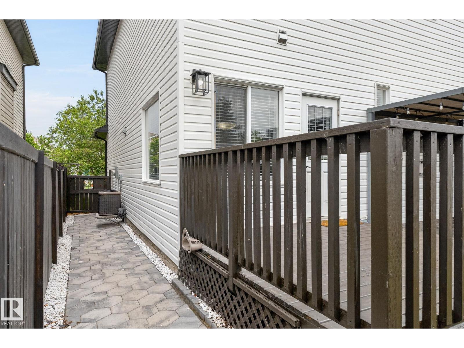 64 SOUTH CREEK WD — photo 18