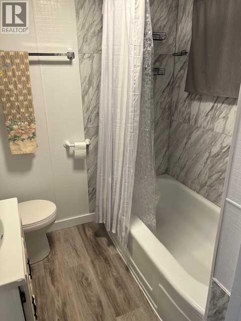 4810 46 Street — photo 9