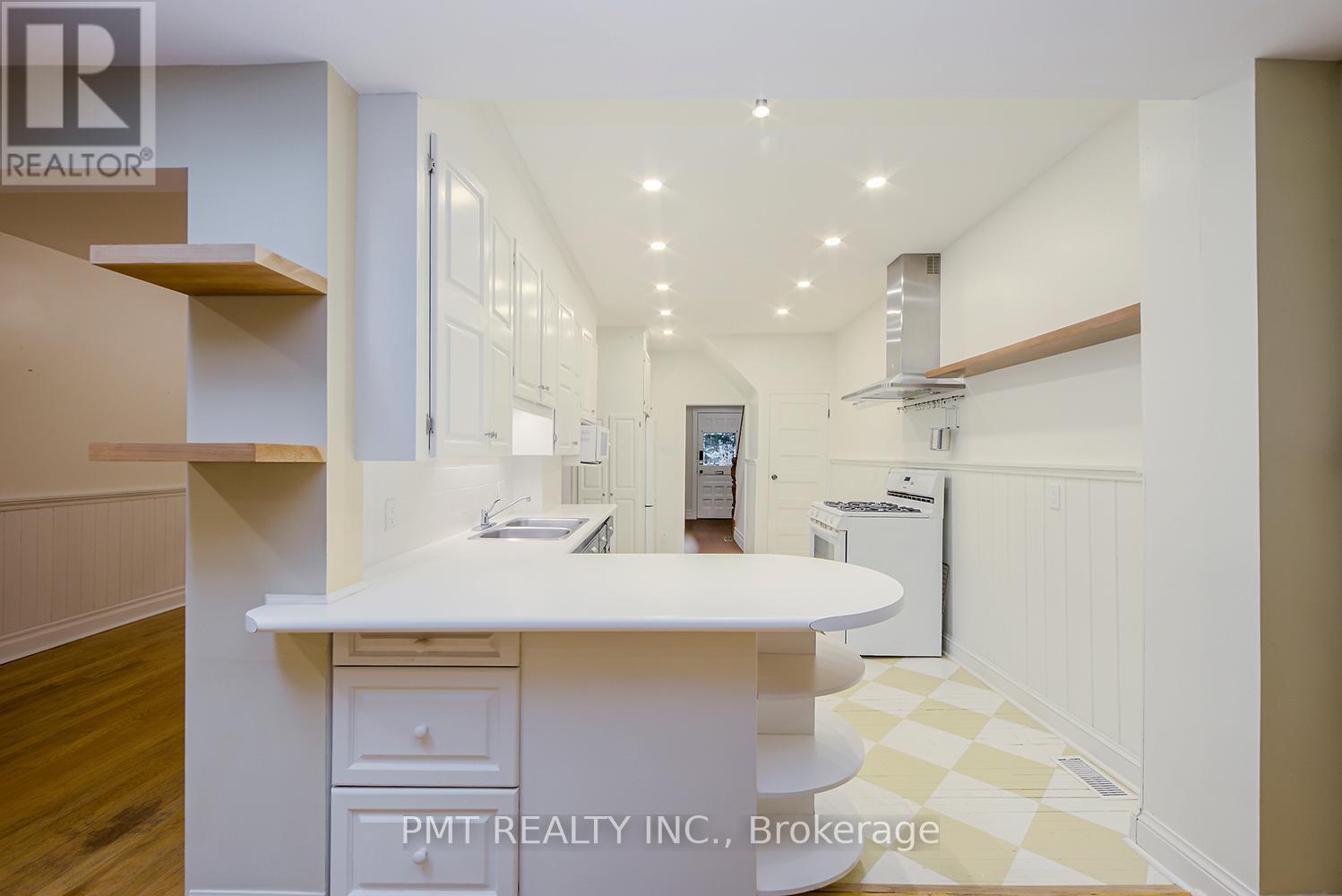 47 HERBERT AVENUE - 14