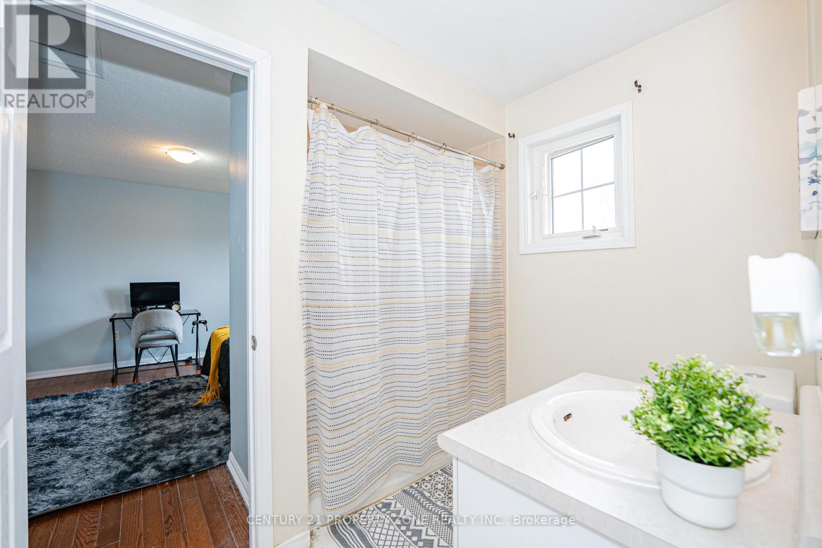 804 ORMOND DRIVE - 32