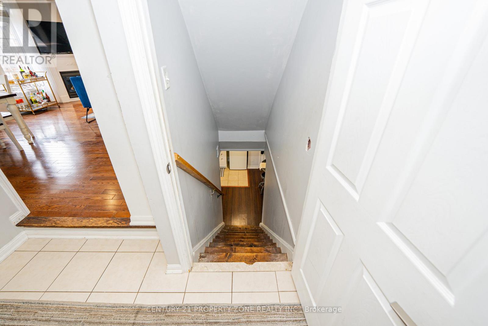 804 ORMOND DRIVE - 36