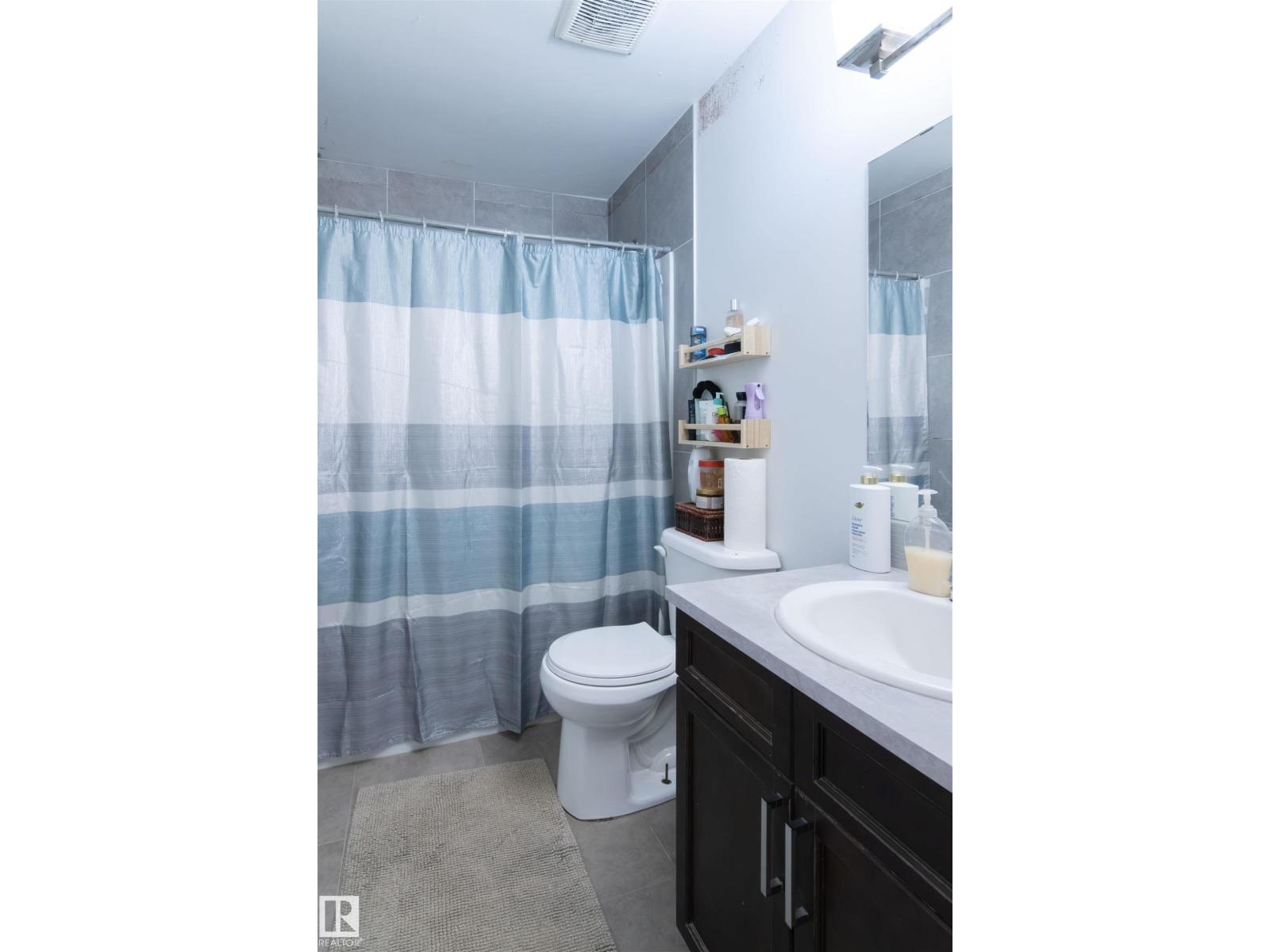 4004 88 ST NW - 11