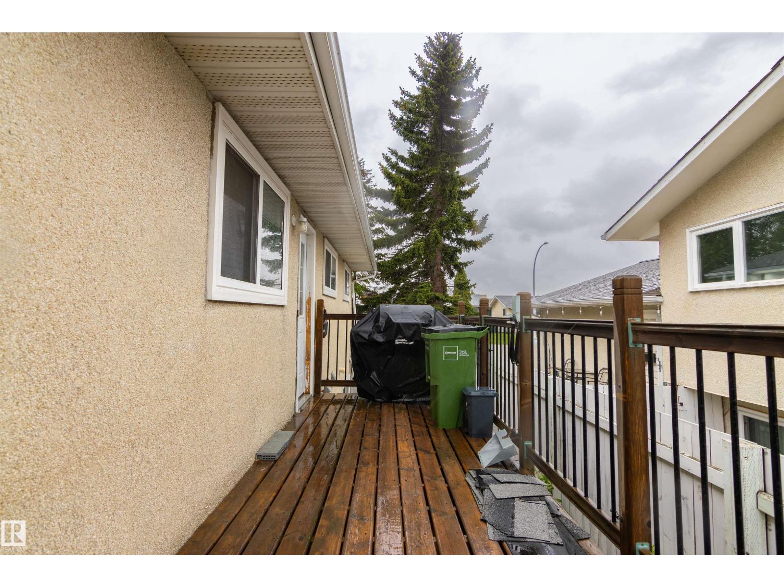 4004 88 ST NW - 27