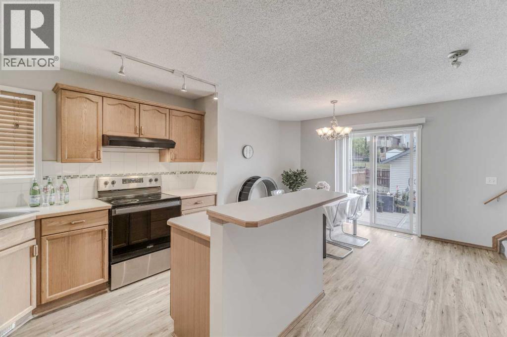 170 Arbour Grove Close NW — photo 9