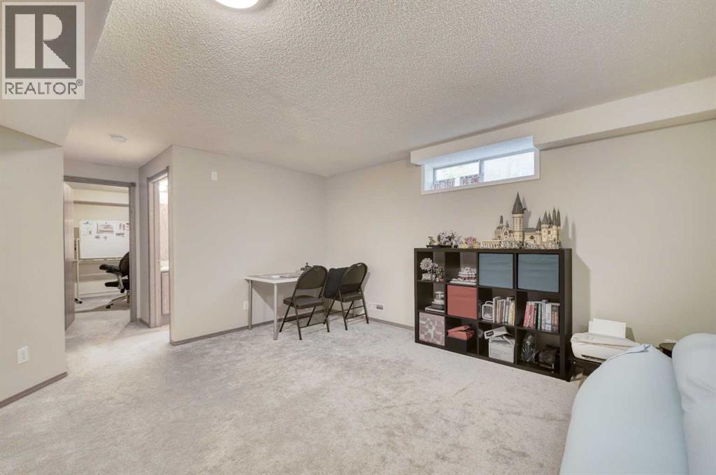 170 Arbour Grove Close NW — photo 20