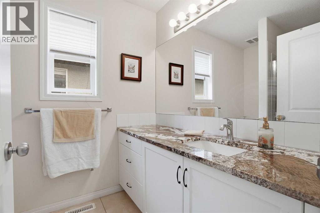 408 Lineham Acres Bay NW — photo 17