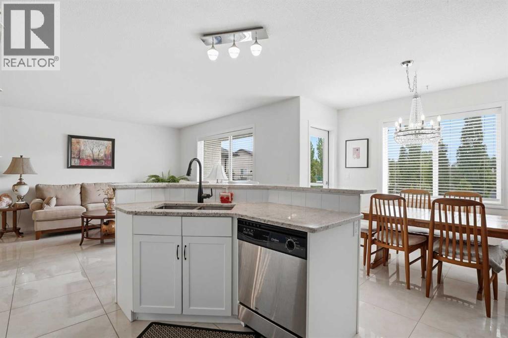408 Lineham Acres Bay NW — photo 11