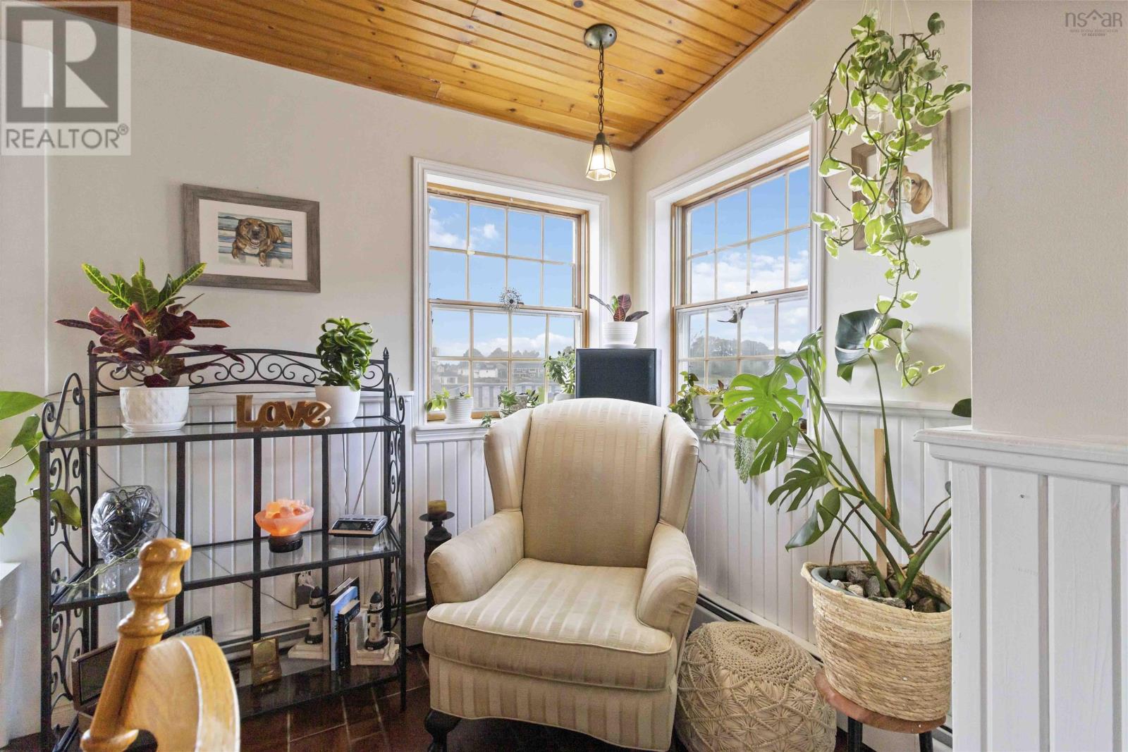 46 Roxbury Road - 22