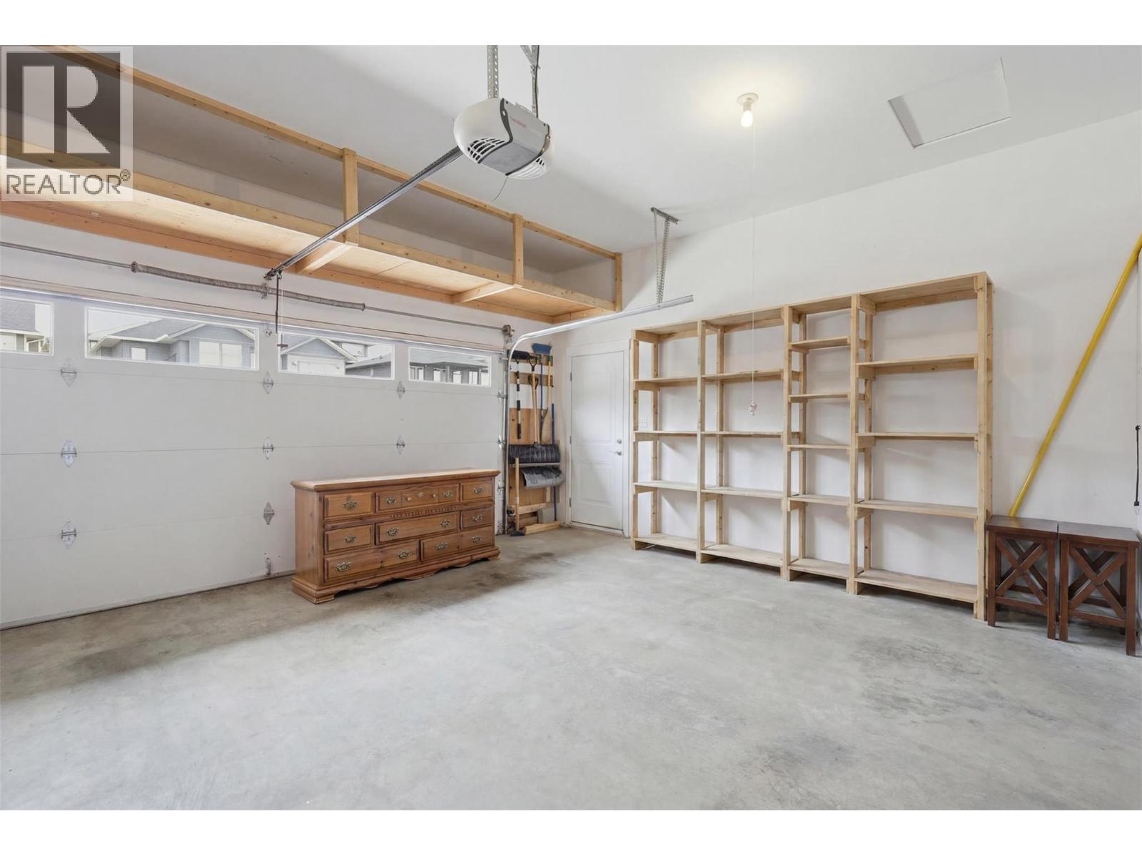 2104 Doubletree Crescent - 55