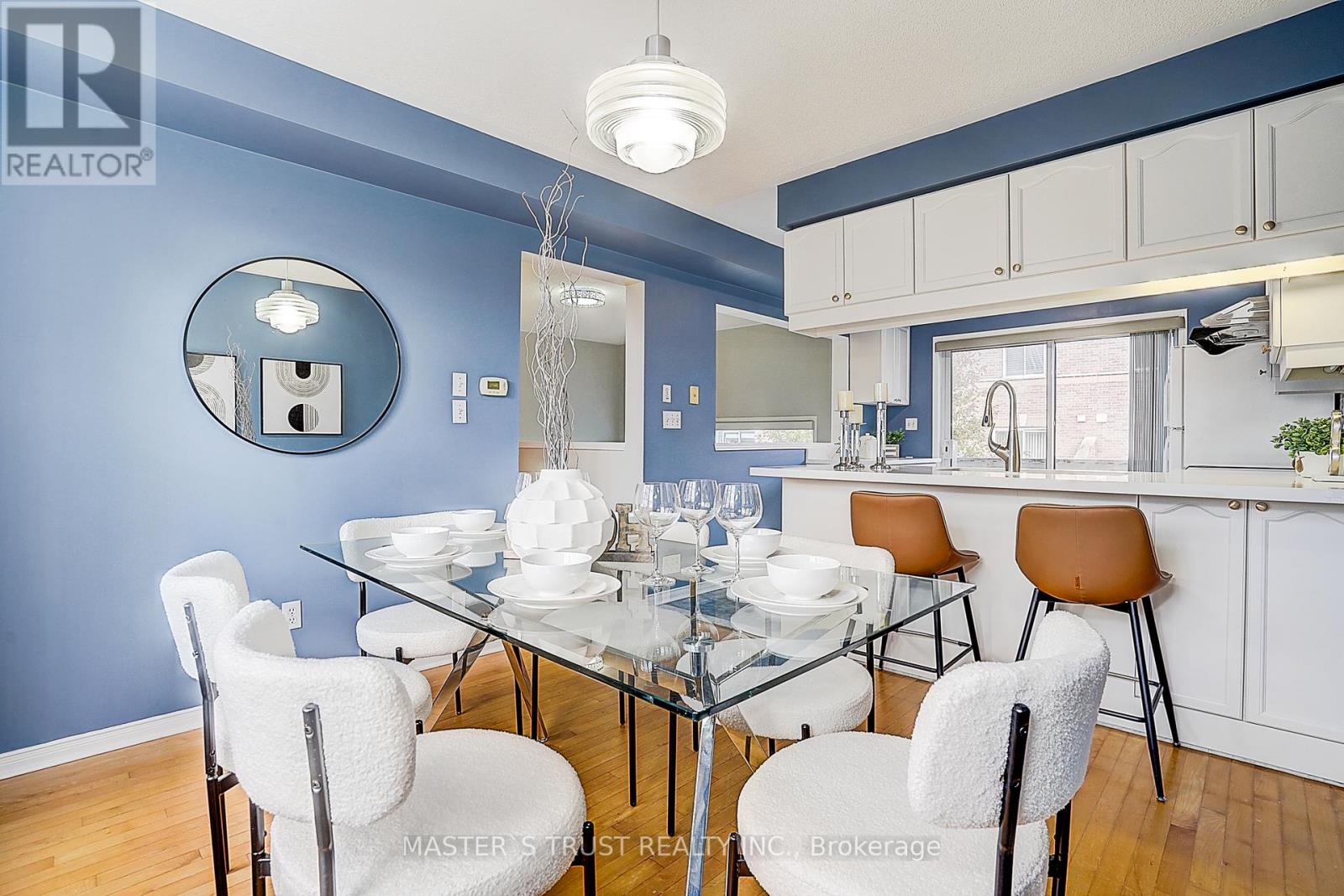 #48 5535 GLEN ERIN DRIVE - 17