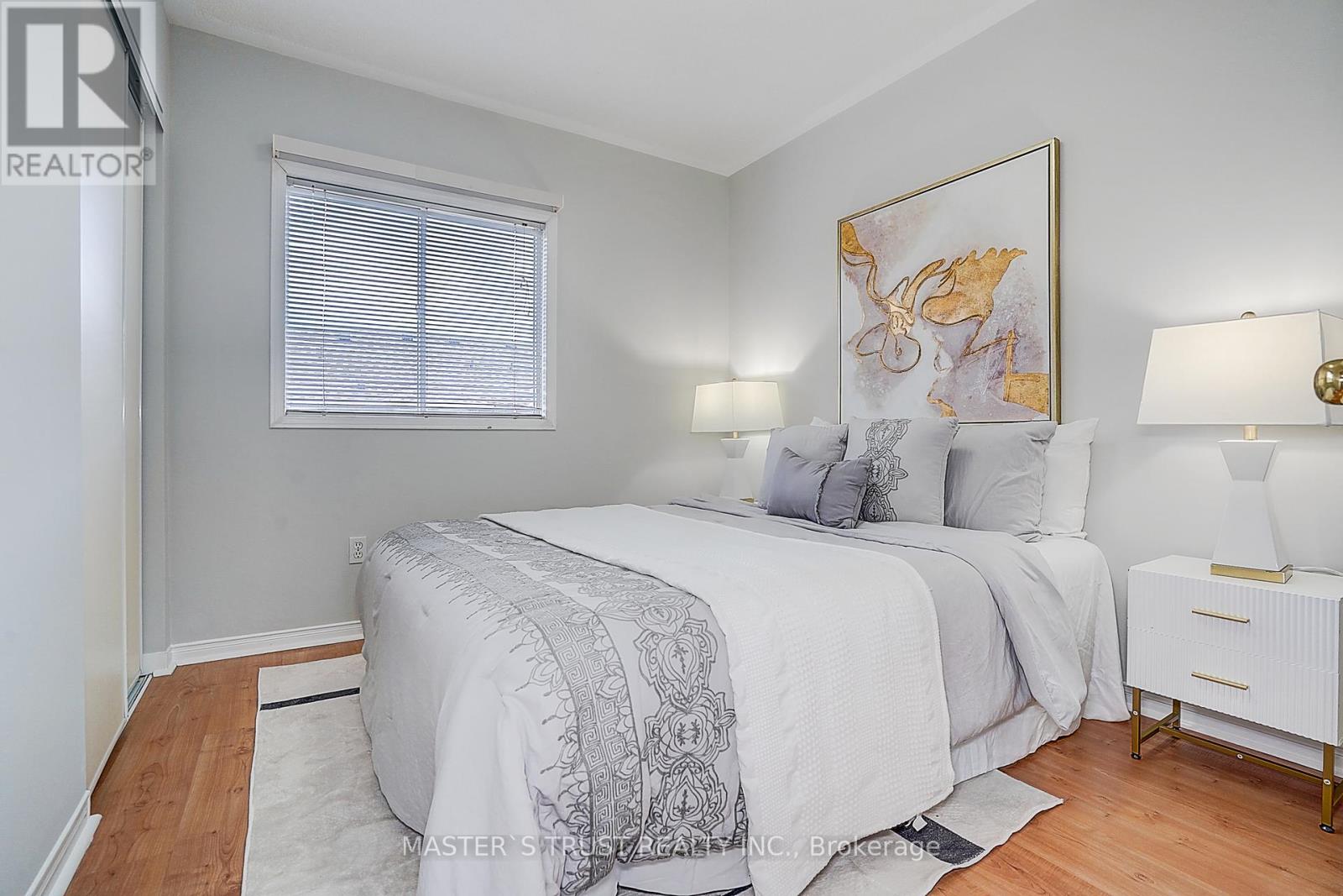 #48 5535 GLEN ERIN DRIVE - 34
