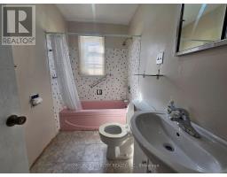 3067 Churchill Avenue, Mississauga, ON L4T1R4 Photo 14