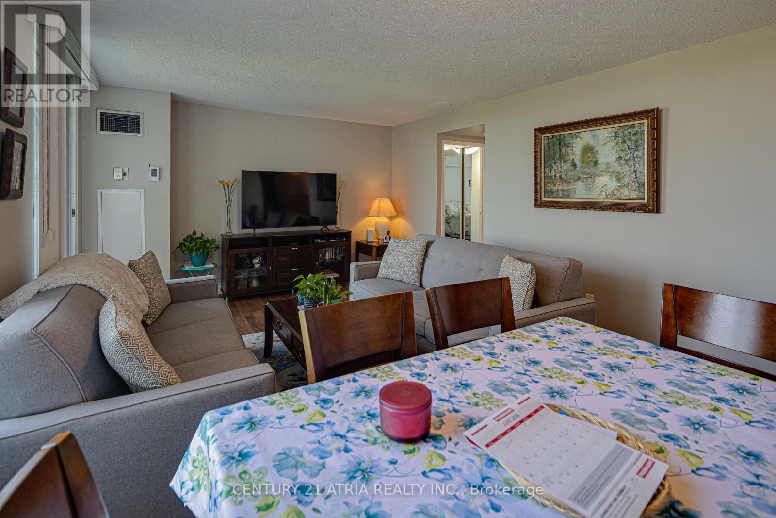 #606 3077 WESTON ROAD - 4