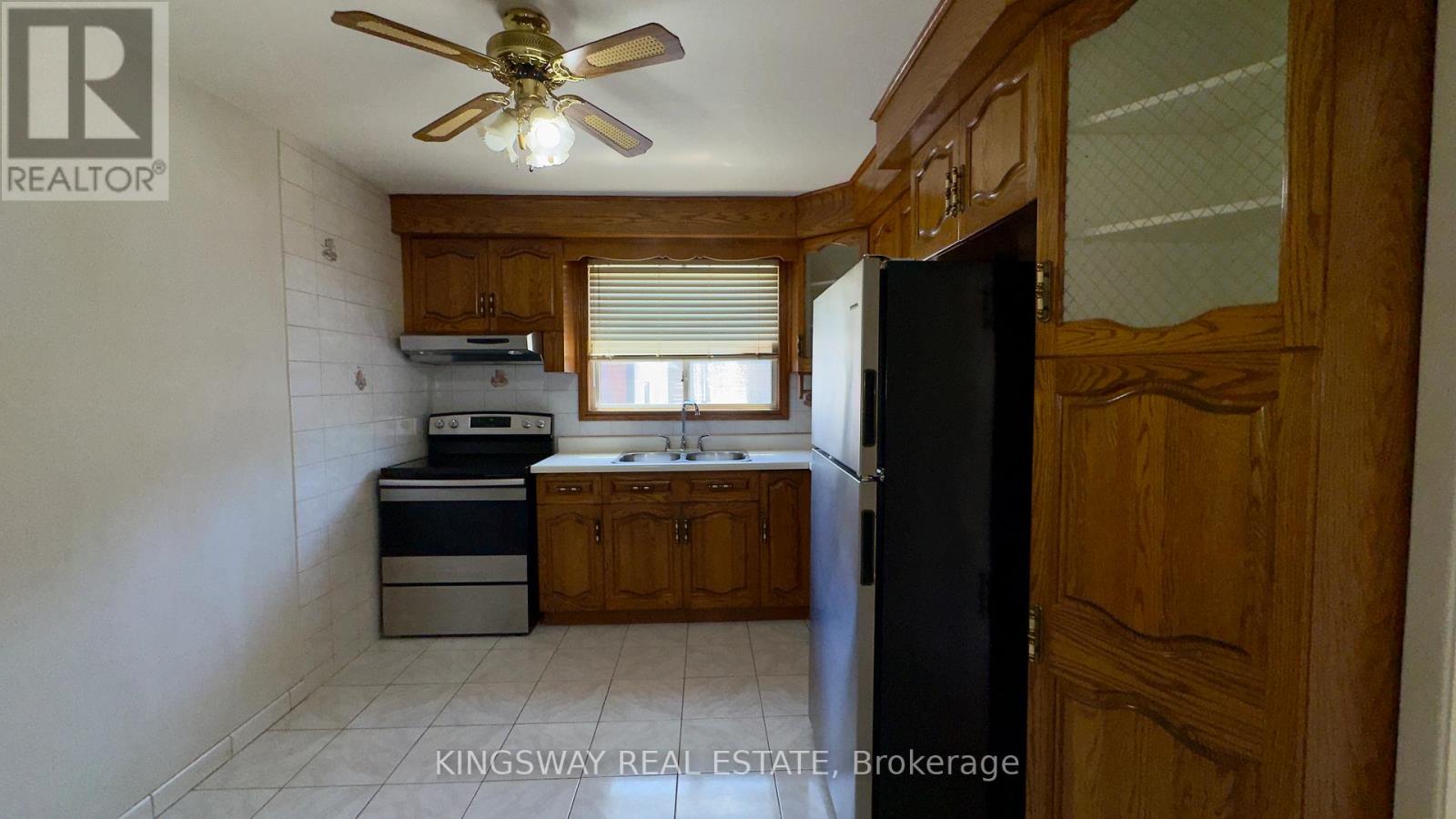 31 QUINAN DRIVE - 12