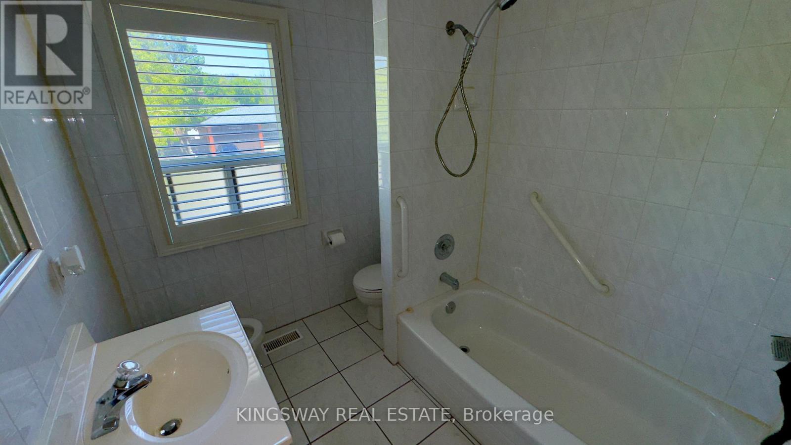 31 QUINAN DRIVE - 15