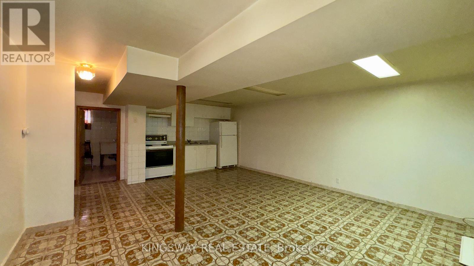 31 QUINAN DRIVE - 21