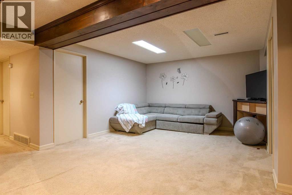 5936 Madigan Drive NE — photo 22
