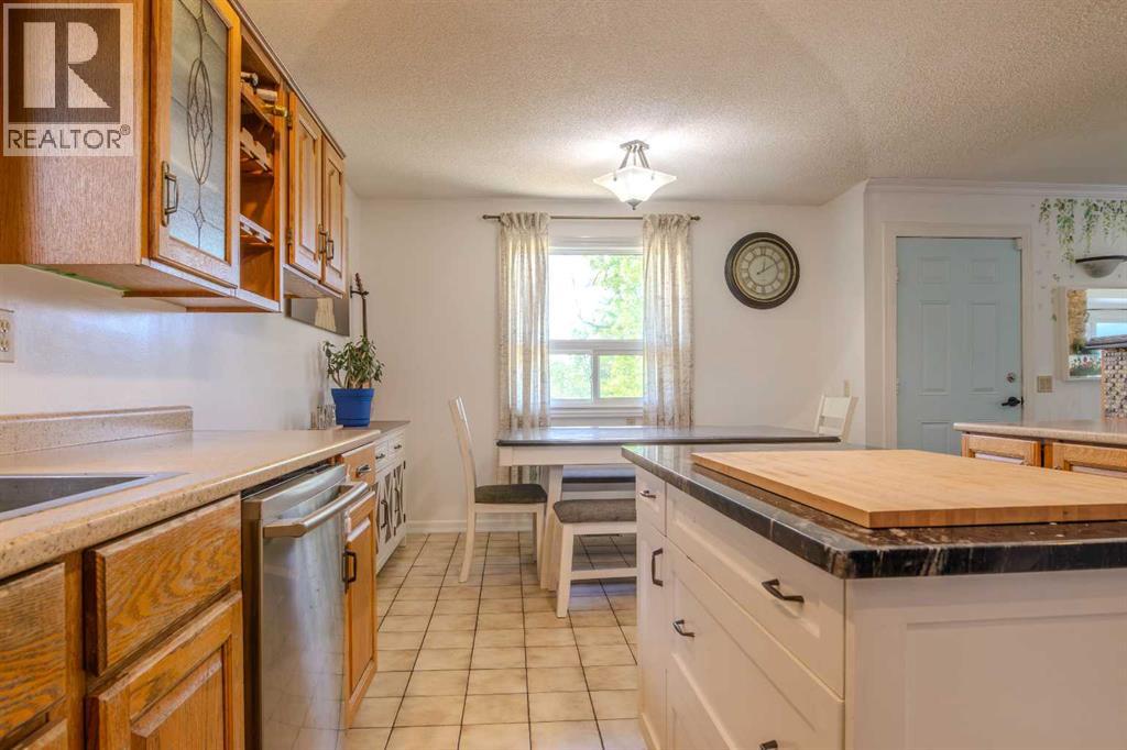 5936 Madigan Drive NE — photo 8