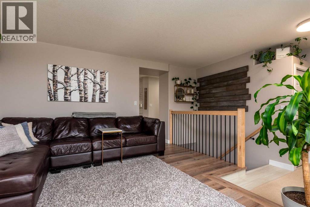 5236 22 Street - photo 4