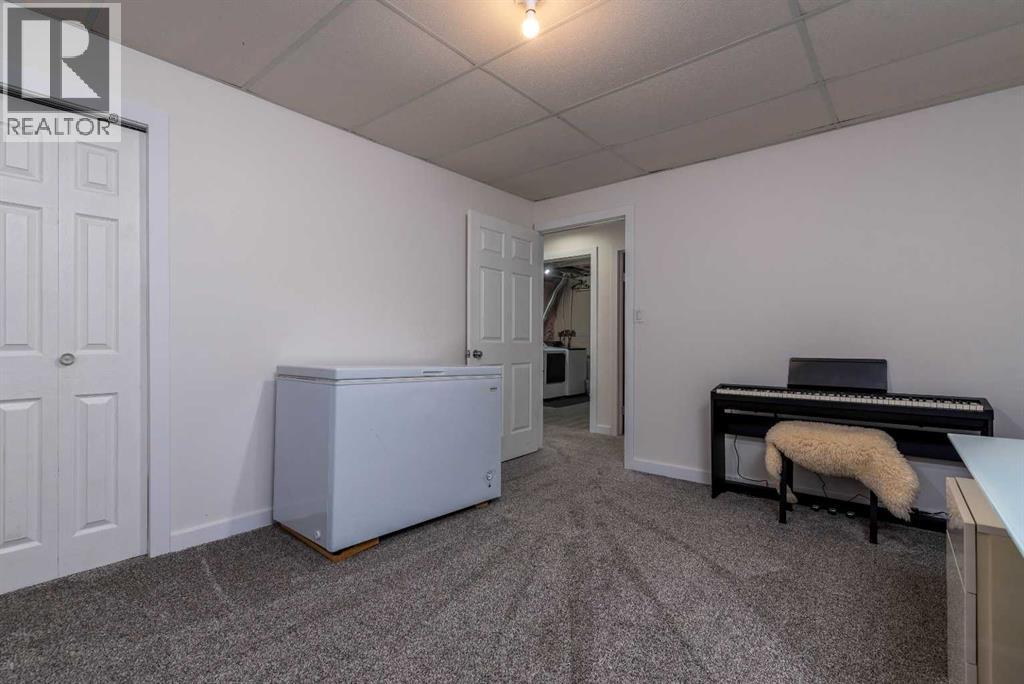 5236 22 Street — photo 25