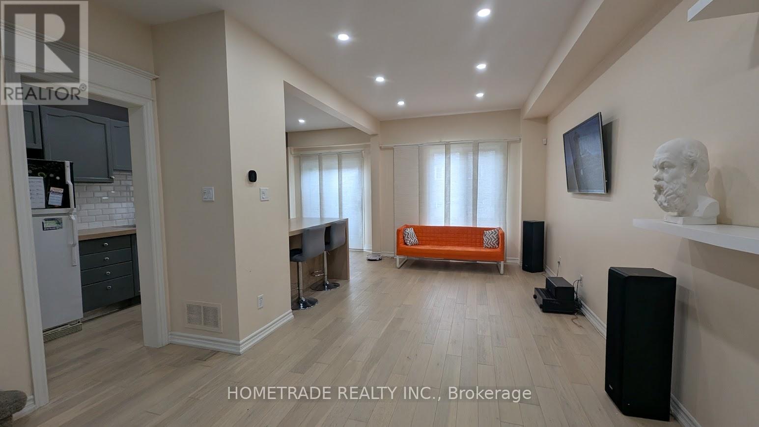 231 DENISE CIRCLE - 8