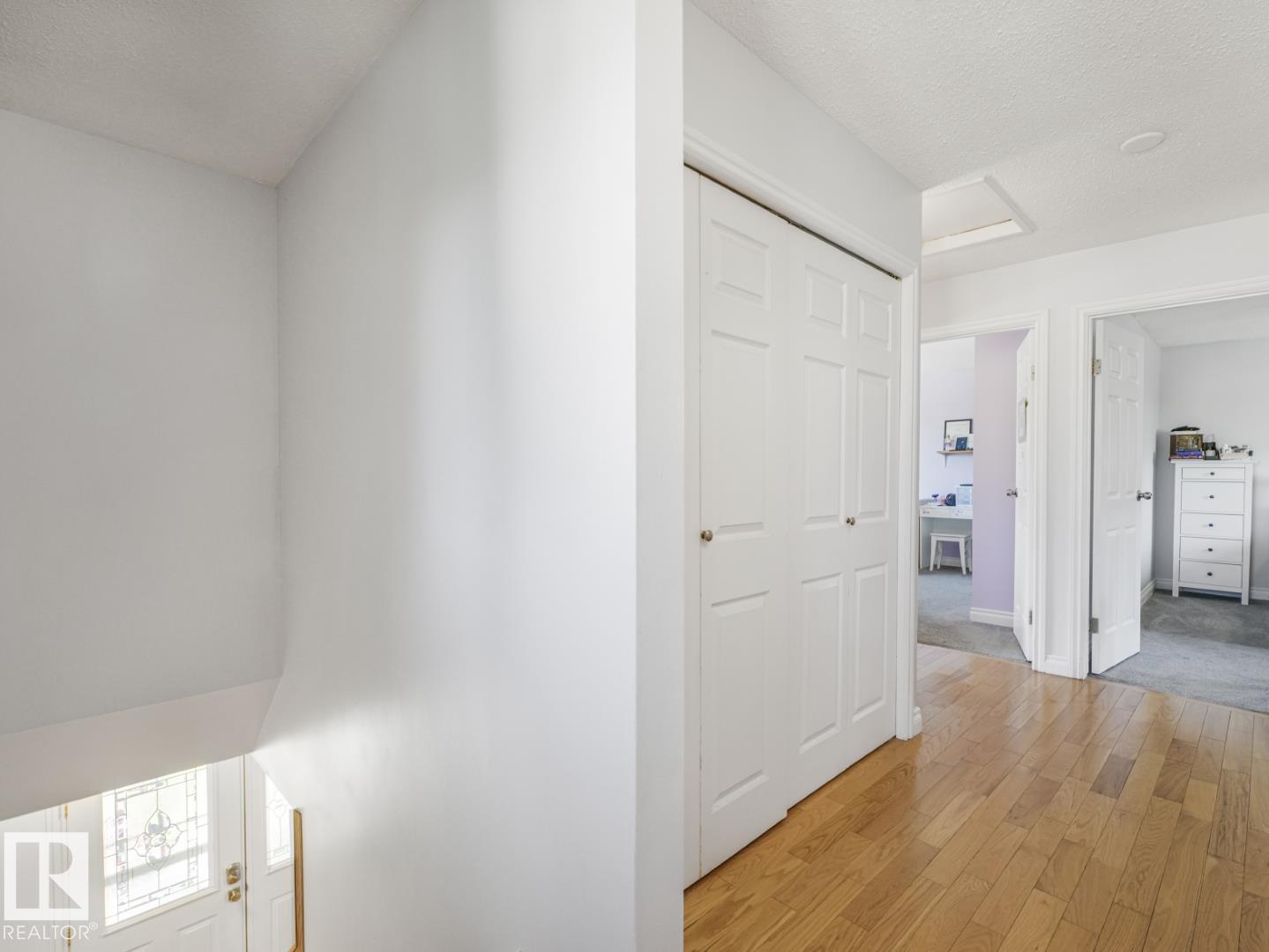 10511 26 AV NW - 16