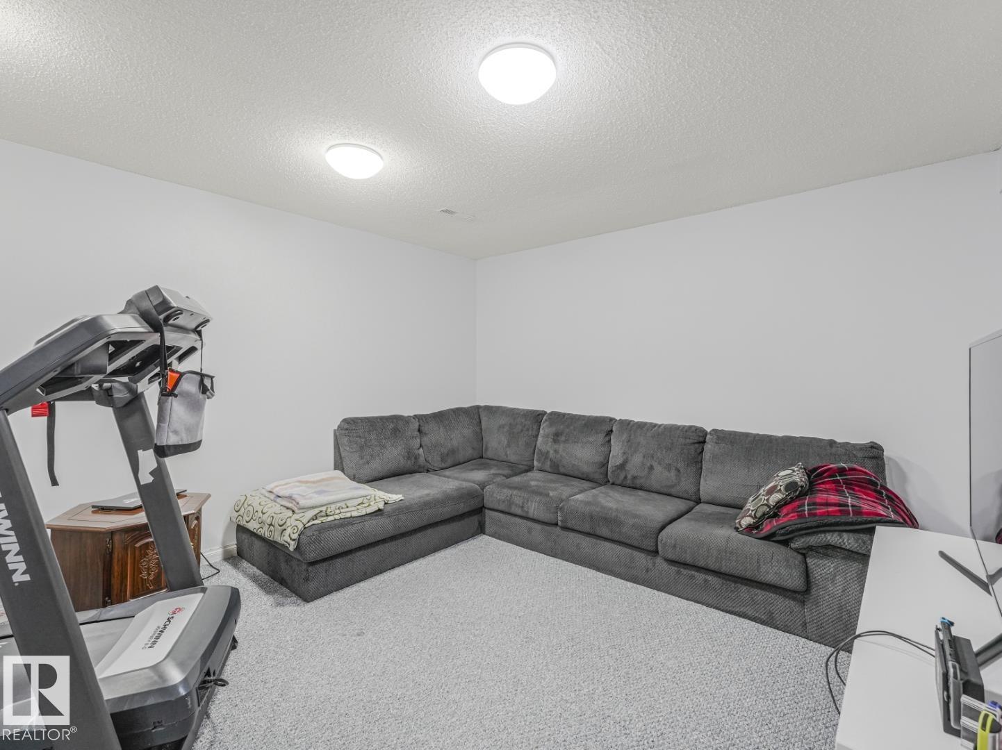10511 26 AV NW - 28