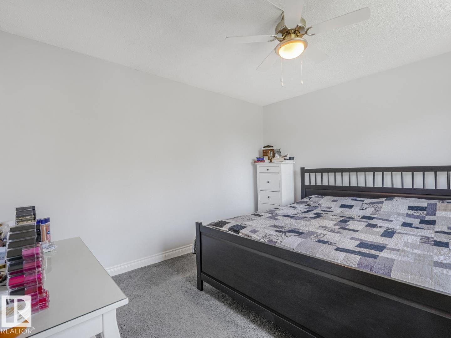 10511 26 AV NW - 21