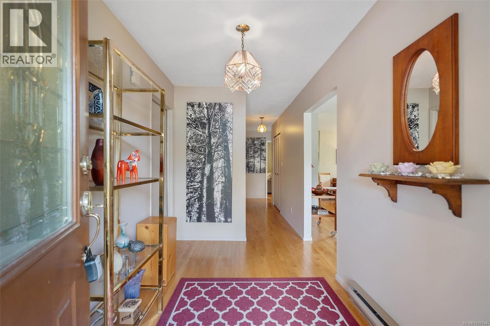 4252 Panorama Dr - Image 3