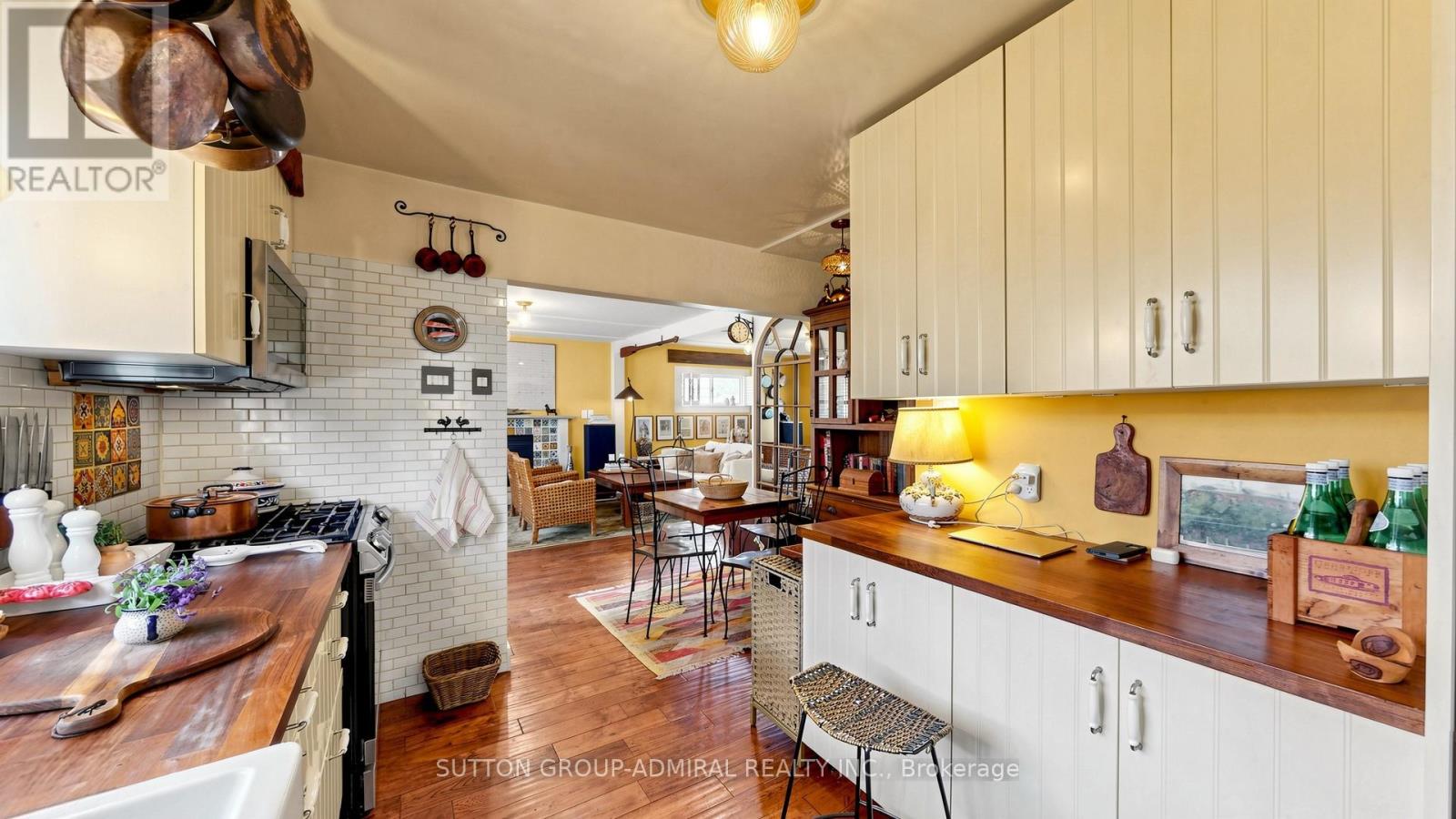 101 DENISON AVENUE - 14
