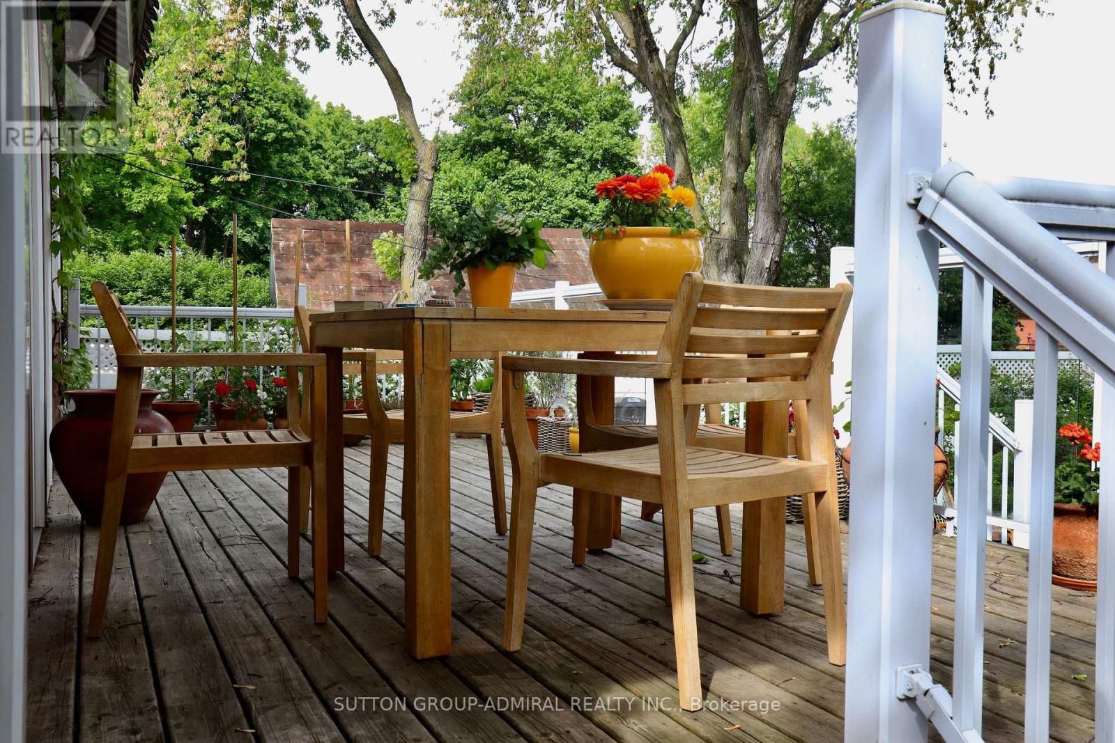 101 DENISON AVENUE - 32