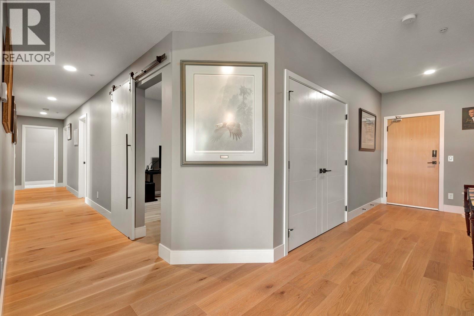 #402 529 Truswell Road - 22