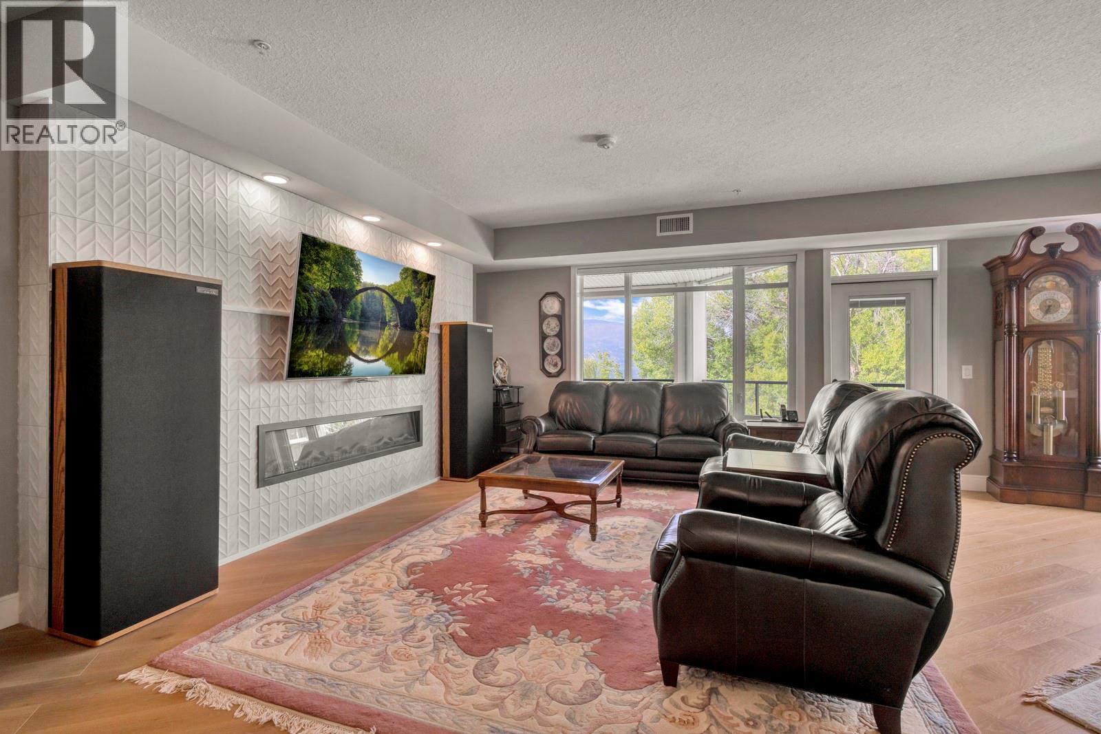 #402 529 Truswell Road - 16