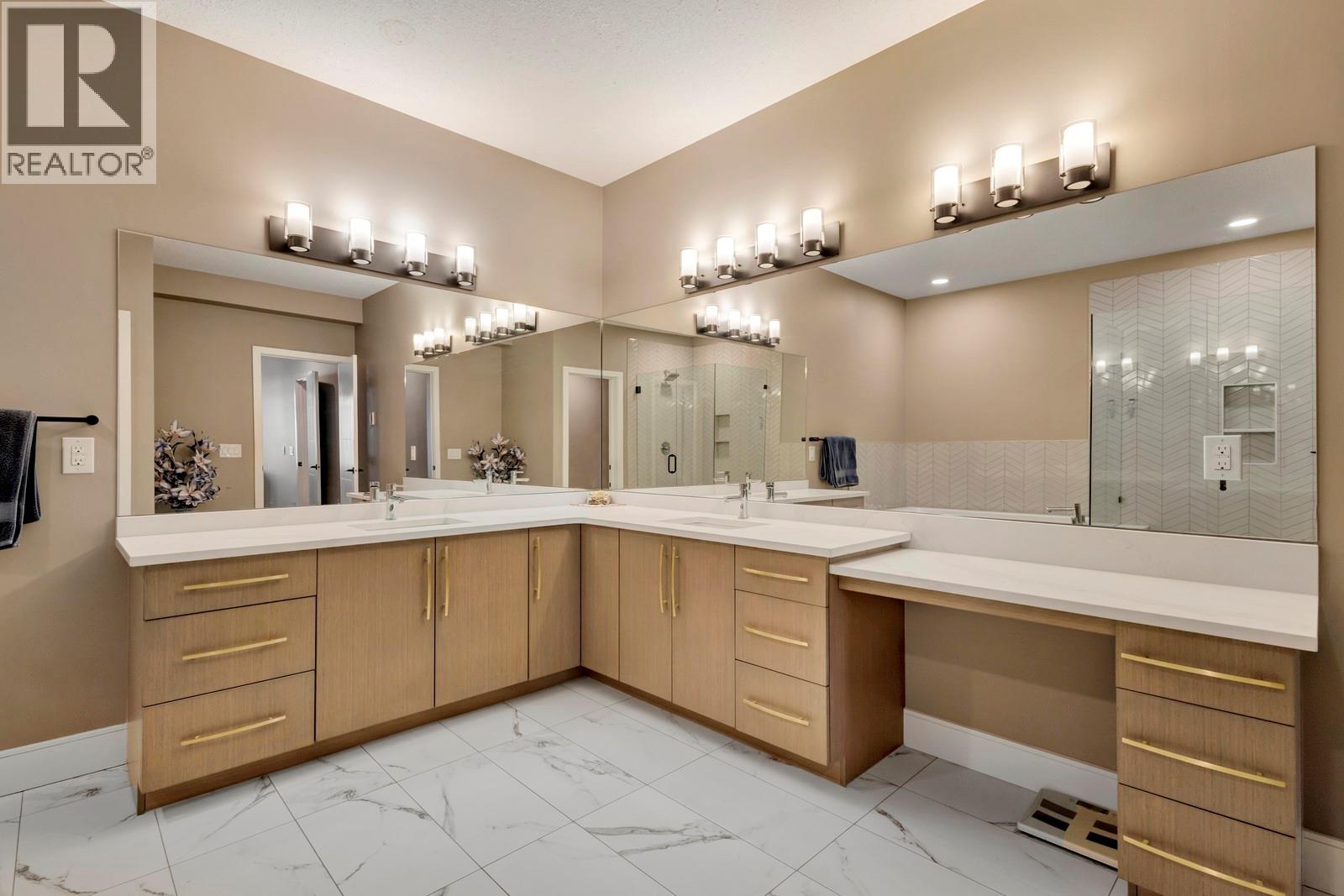 #402 529 Truswell Road - 28