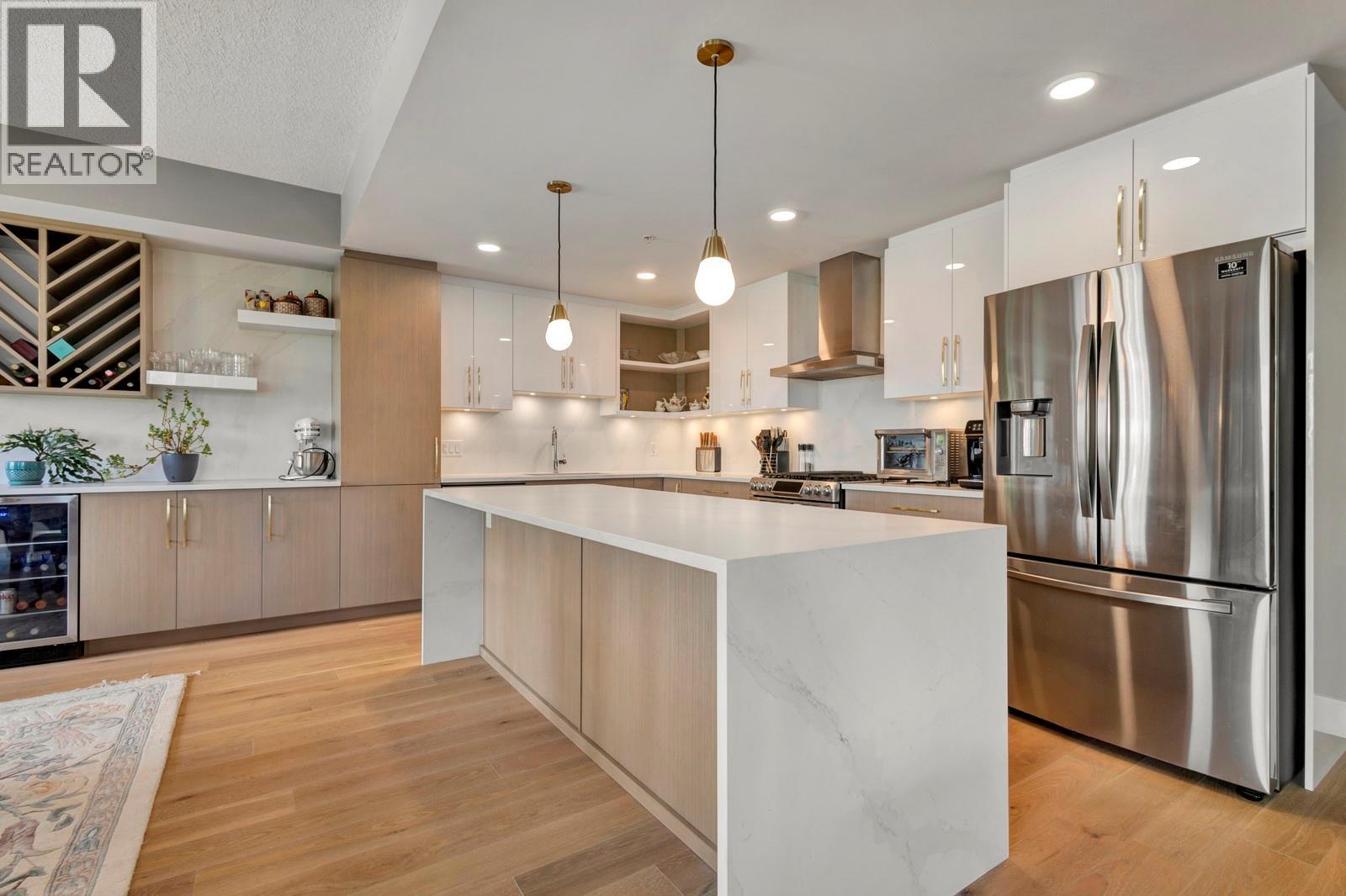 #402 529 Truswell Road - 4