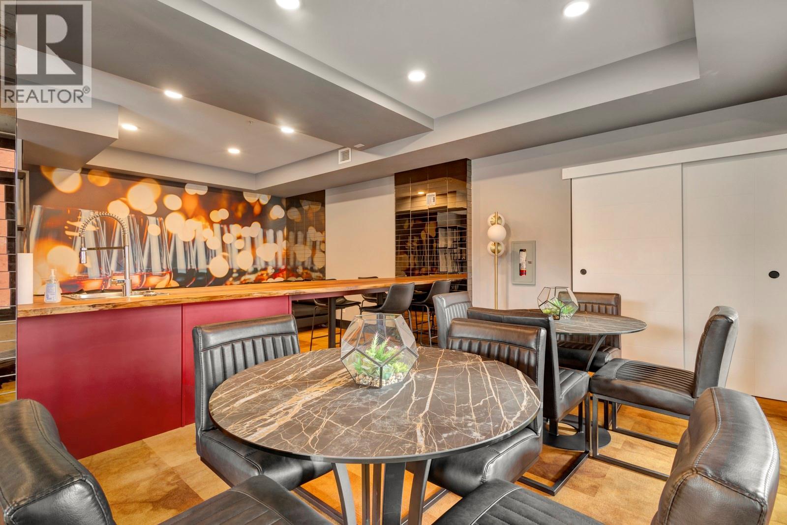 #402 529 Truswell Road - 52