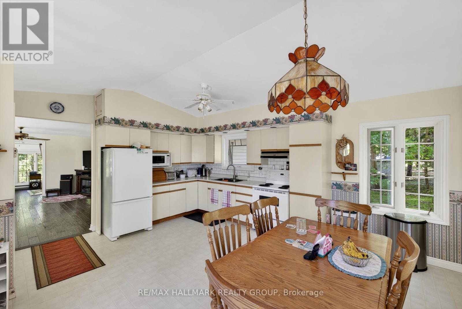 2432 BATHURST 2ND CONCESSION - 11