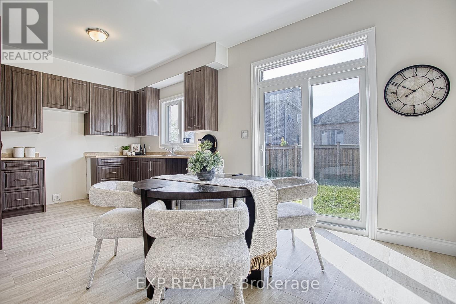 156 MCKNIGHT AVENUE - 10