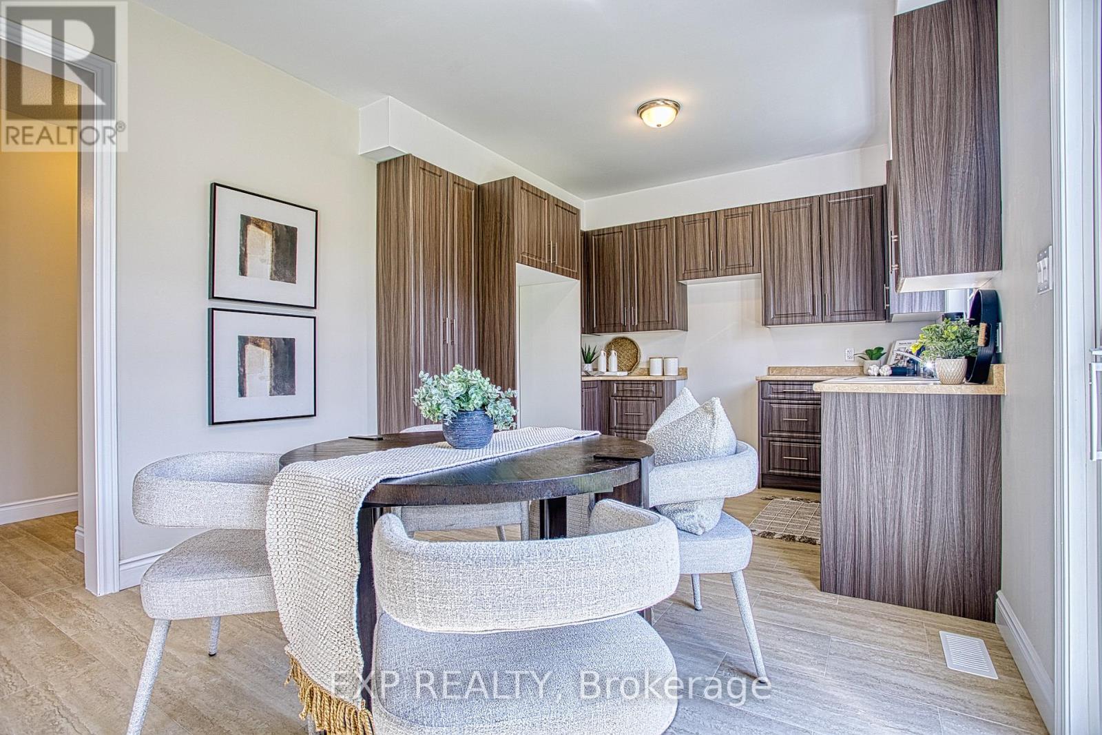 156 MCKNIGHT AVENUE - 12