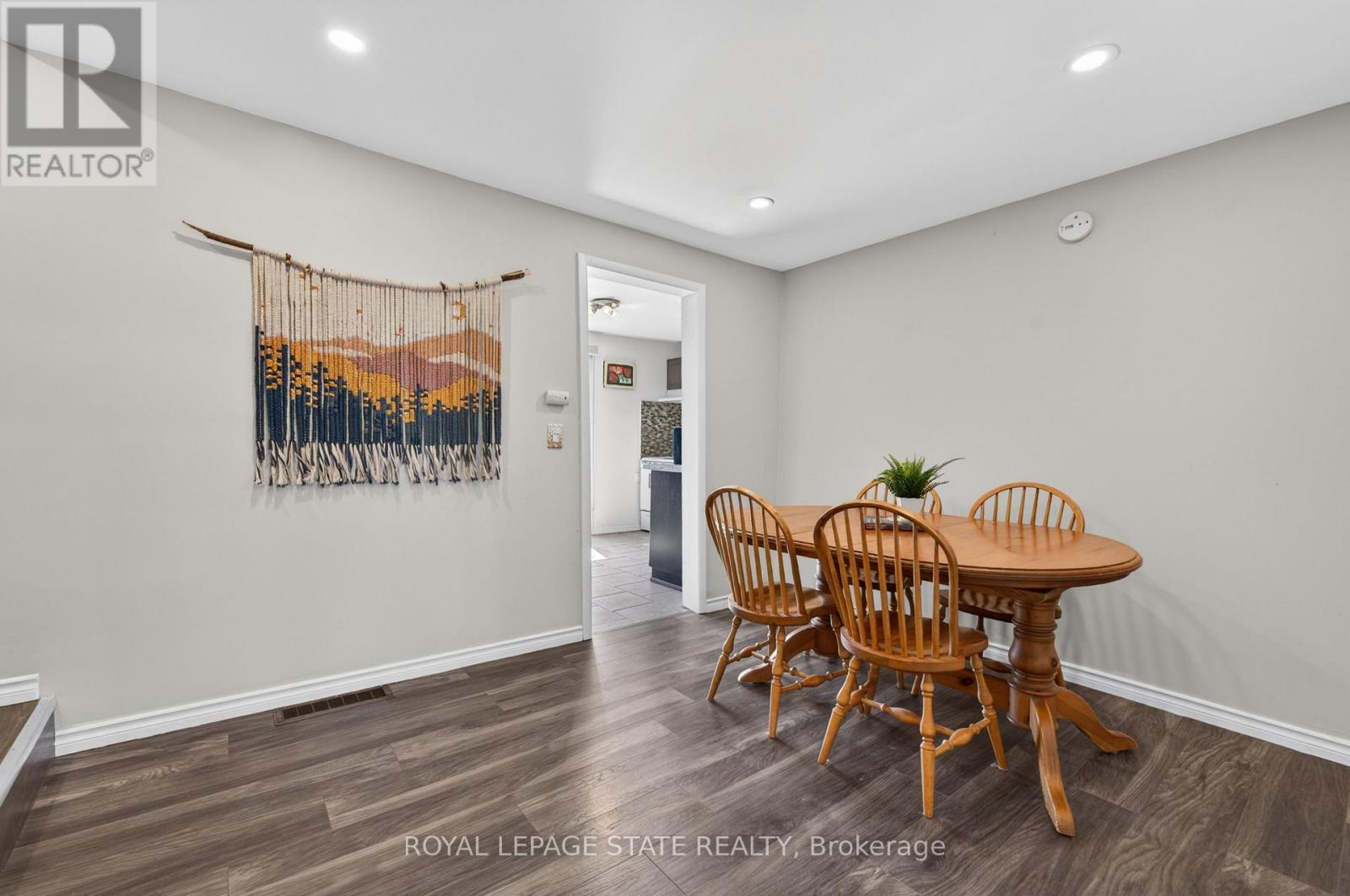 30 CAMBRIDGE AVENUE - 7
