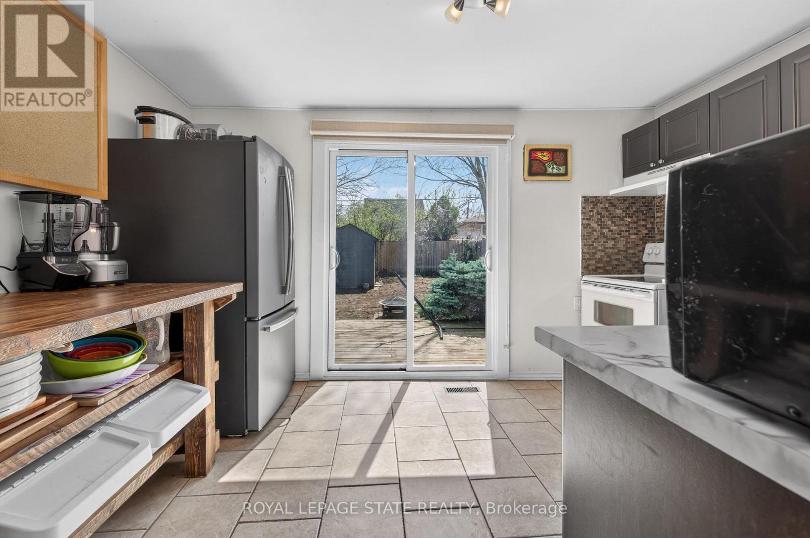 30 CAMBRIDGE AVENUE - 9