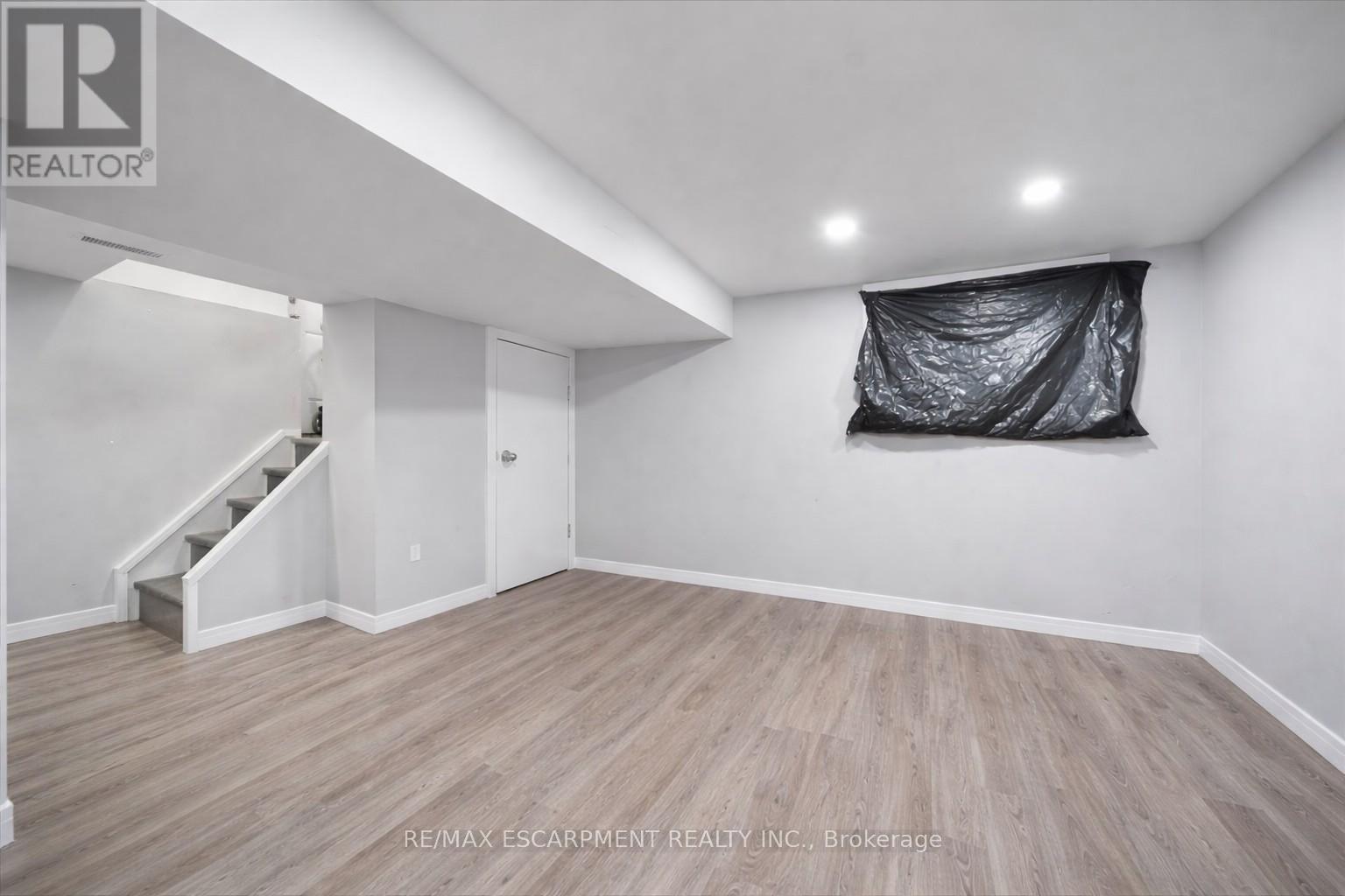 106 LOTTRIDGE STREET - 12