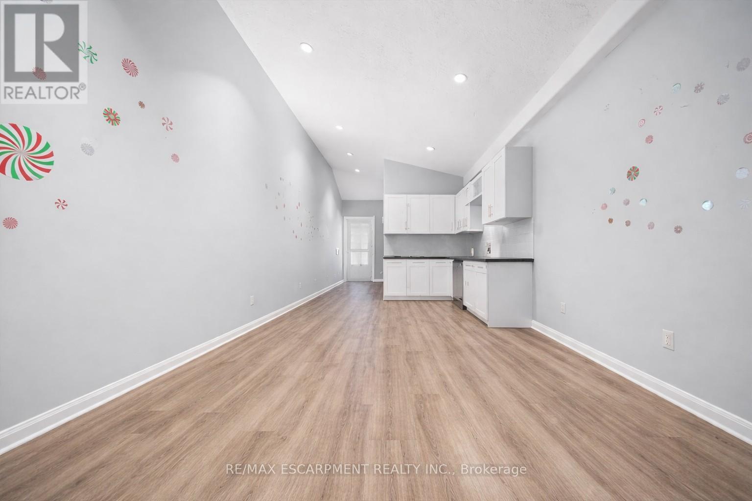 106 LOTTRIDGE STREET - 3