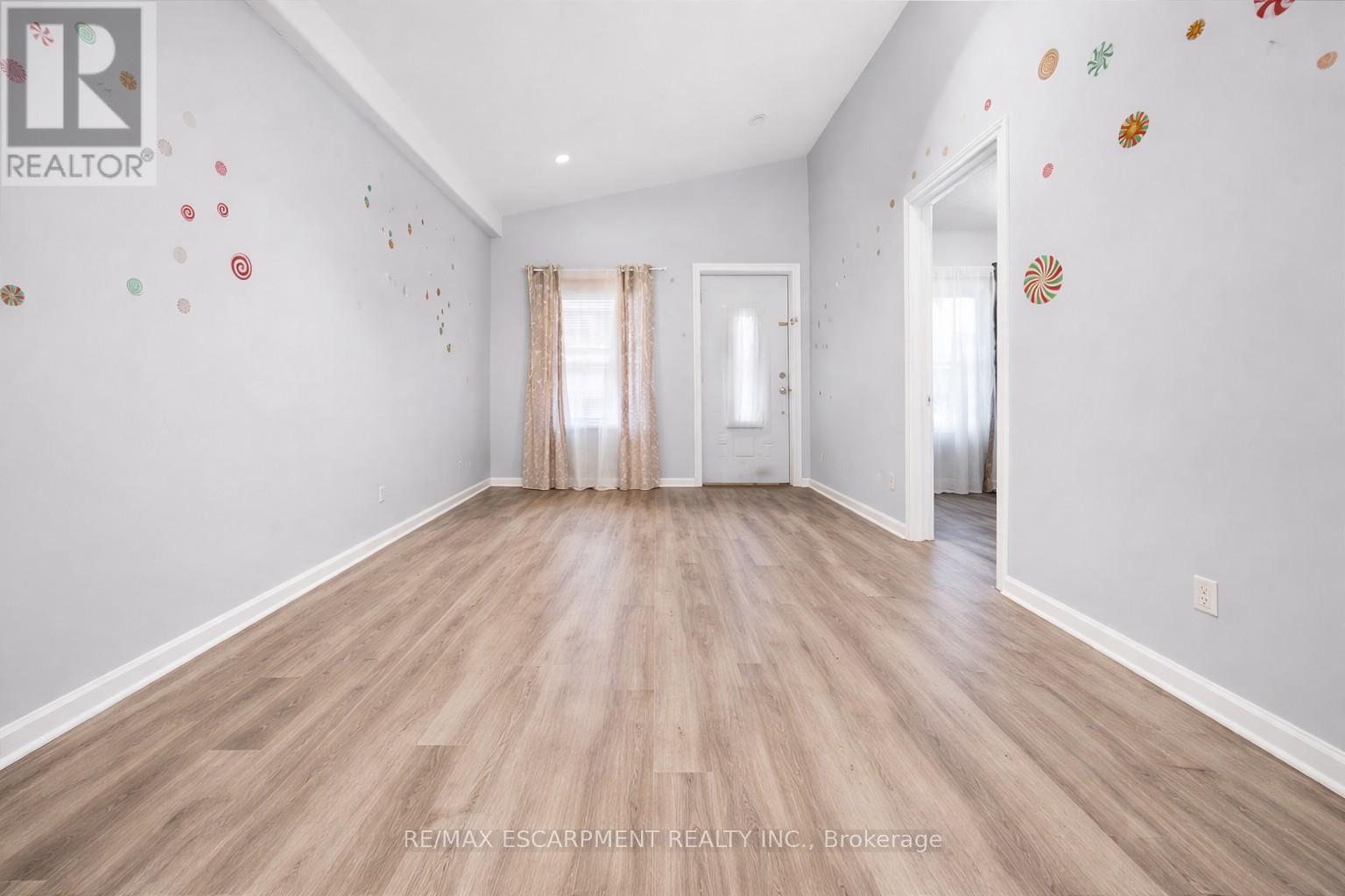106 LOTTRIDGE STREET - 5